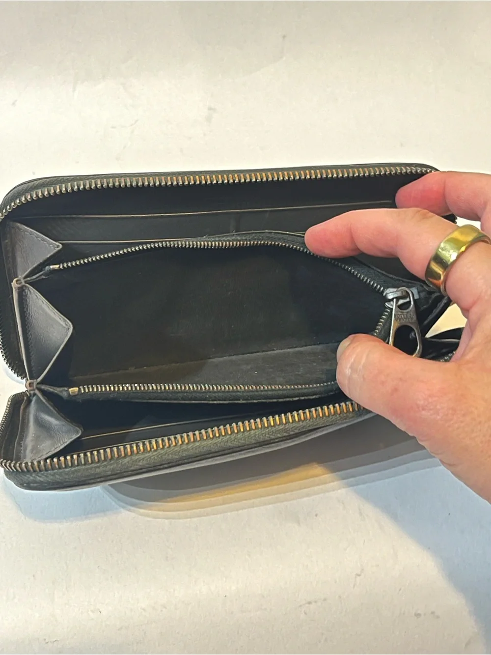 Bottega Veneta Intrecciato Woven Leather Zip Wallet Black 🇮🇹